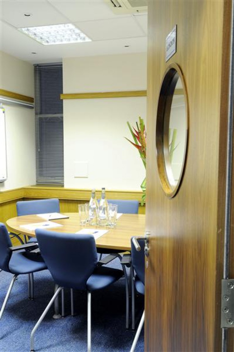 Serviced Office Space  Victoria Street, London